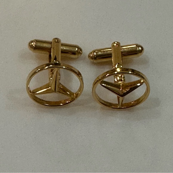 Mercedes Benz Vintage 90’s Gold Tone Cufflinks & Tie Tack Set - Picture 4 of 10